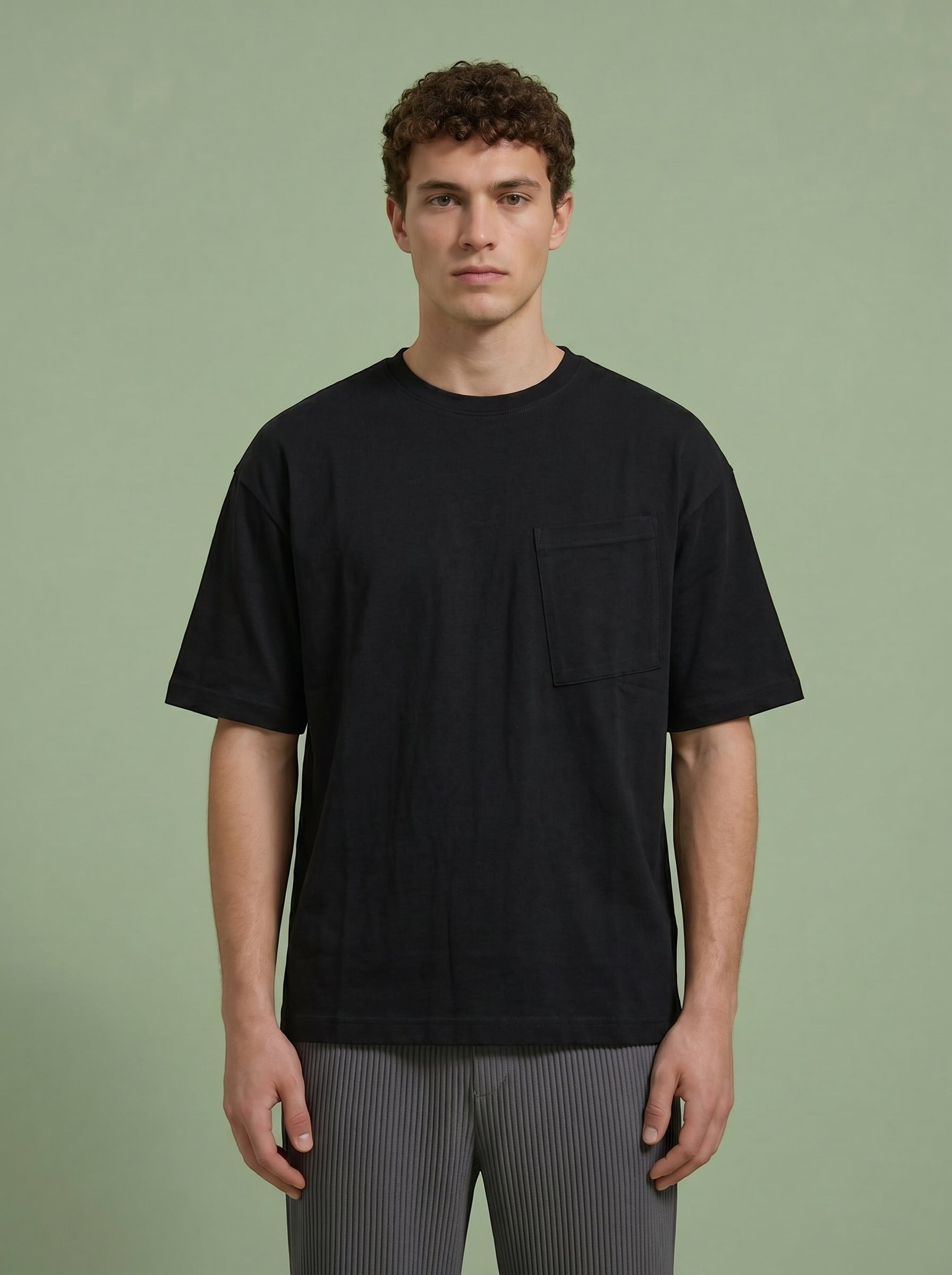 Hilos Apparel black oversized cotton blend t-shirt with crewneck and chest pocket